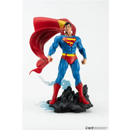 Statue DC Heroes Superman Classic Version